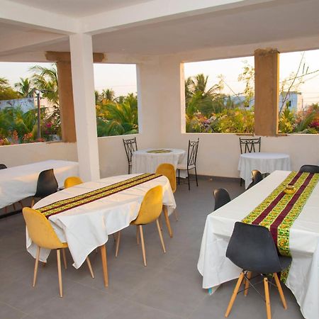 Chambres D'Hotes Villa Luciana Saly Cameră foto