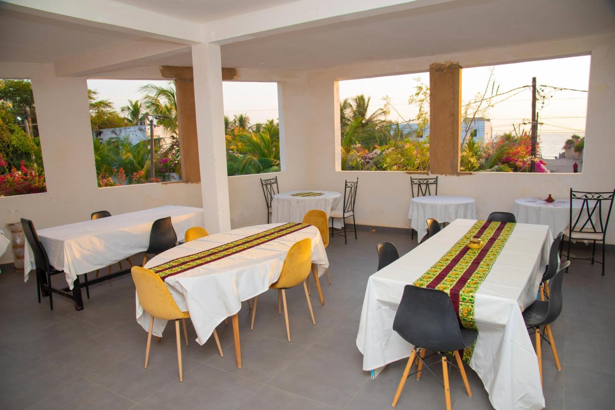 Chambres D'Hotes Villa Luciana Saly Cameră foto