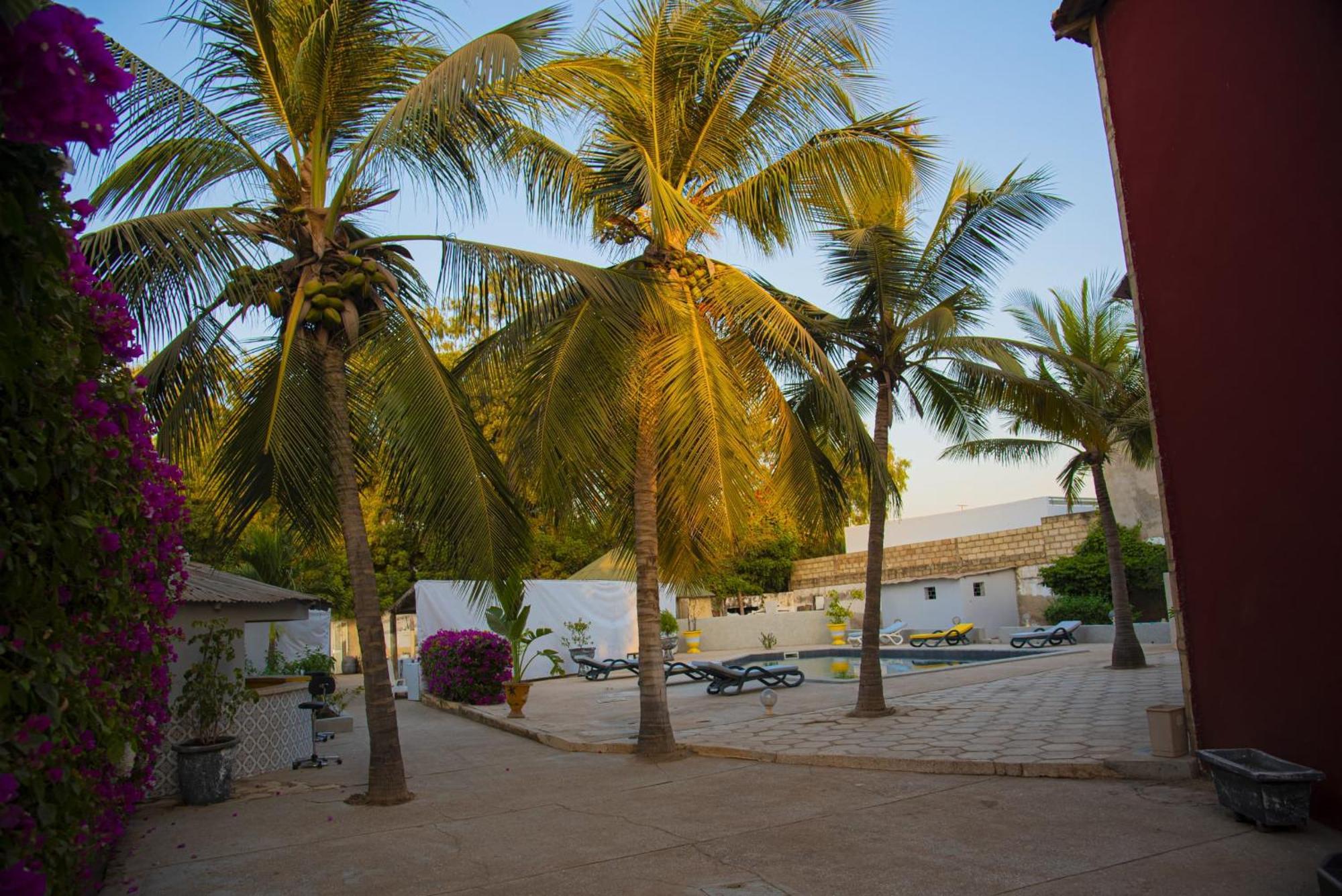 Chambres D'Hotes Villa Luciana Saly Exterior foto