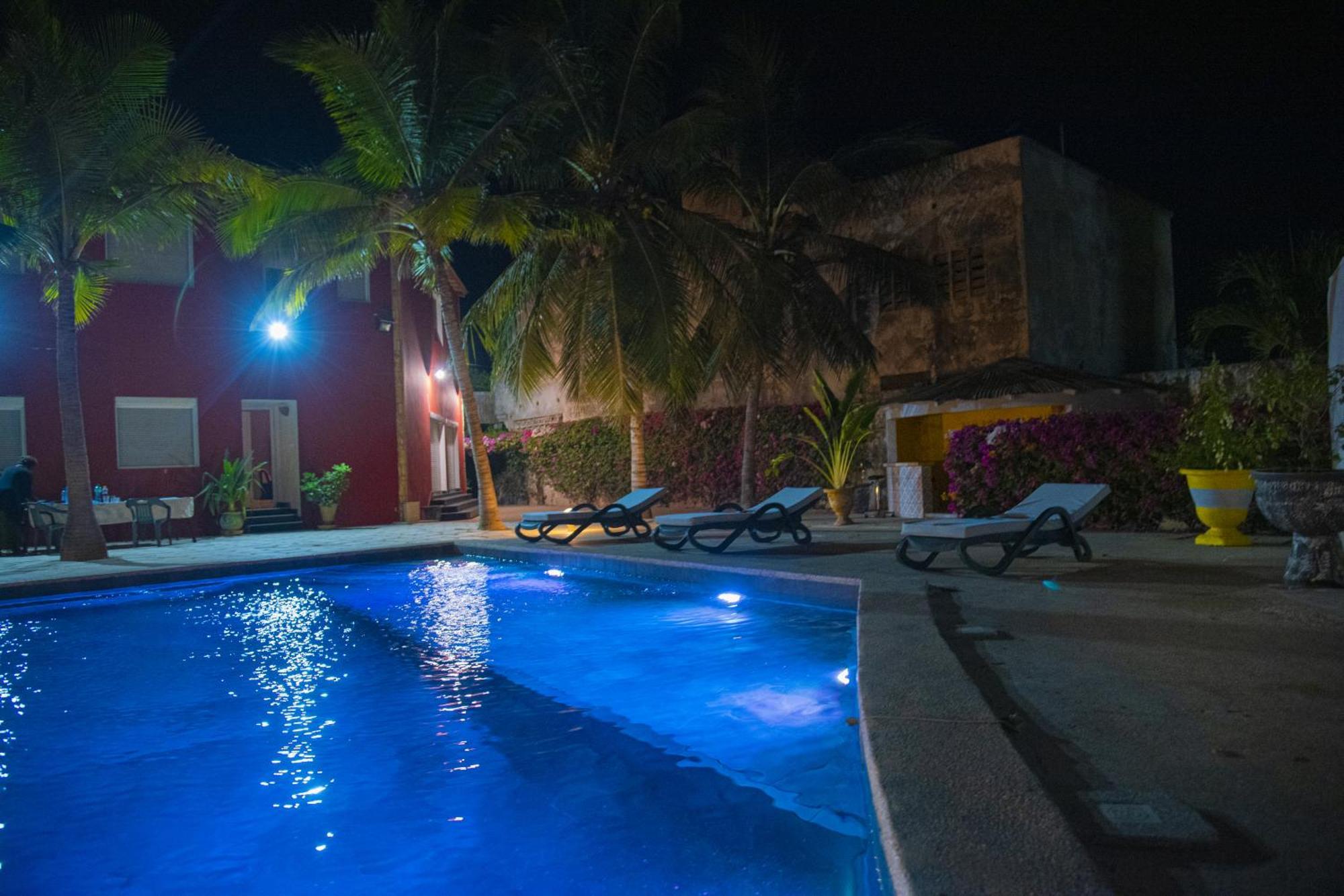 Chambres D'Hotes Villa Luciana Saly Exterior foto
